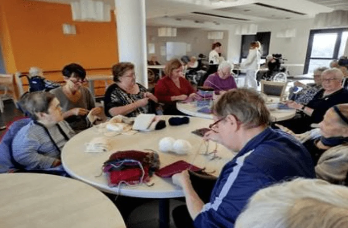 atelier-tricot-ehpad-vellavi-1
