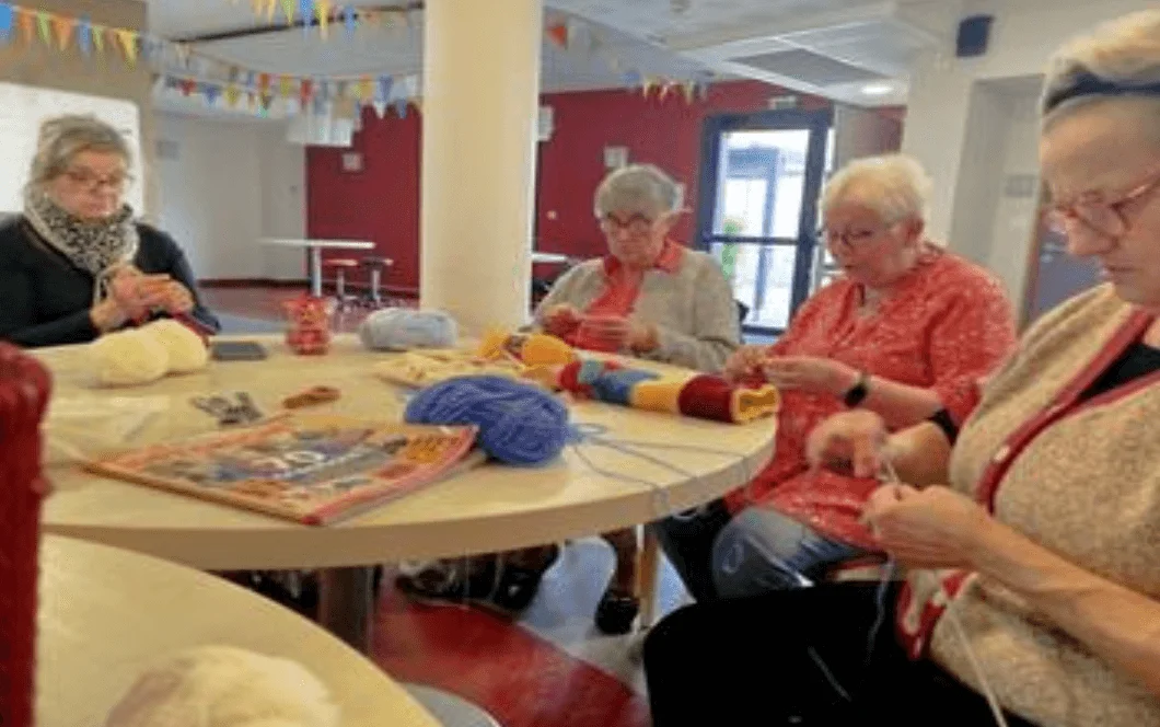 atelier-tricot-ehpad-vellavi-3